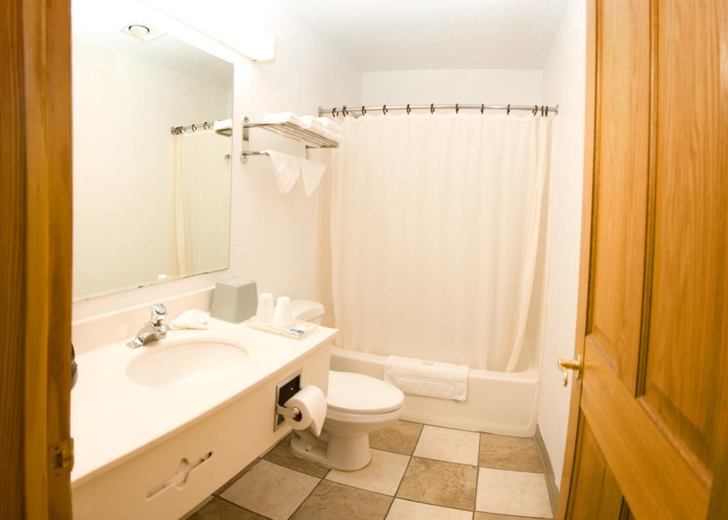 North Country Inn & Suites Mandan Room photo